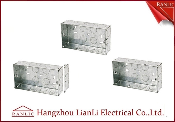 China Kundenspezifisches wasserdichtes Metallim freien galvanisierte elektrischer Gruppen-Kasten vor fournisseur