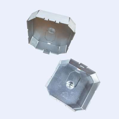 Tiefe runde Anschlusskasten-Stahlabdeckung 1/2“ 1/4&quot; 3/4&quot; galvanisiertes Ende fournisseur